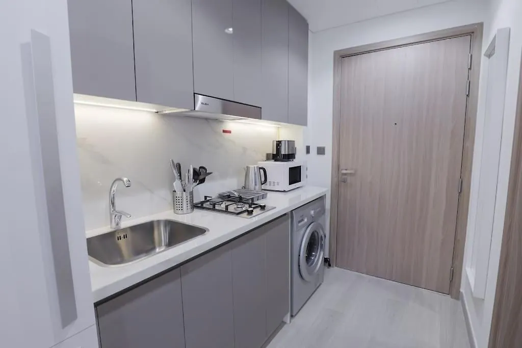 Inviting Studio In Azizi Riviera, Close To Downtown Dubaj Apartament