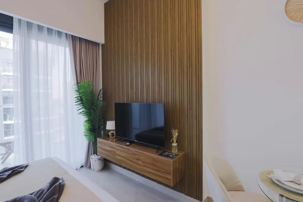 Apartament Inviting Studio In Azizi Riviera, Close To Downtown Dubaj
