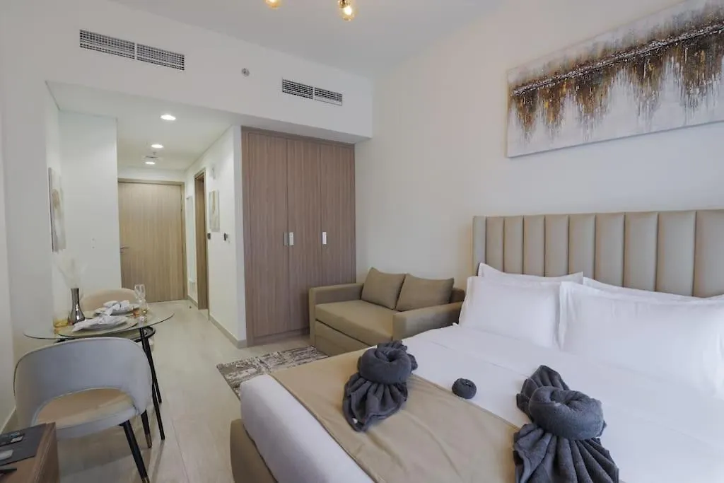 Inviting Studio In Azizi Riviera, Close To Downtown Dubai